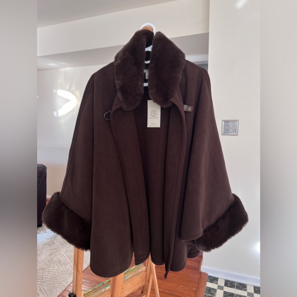 Martha Stuart Faux Fur Fleece Poncho
One size